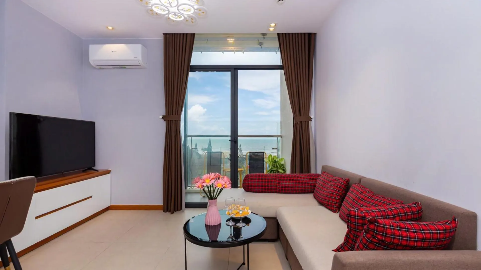 An Home Vũng Tàu 0*,